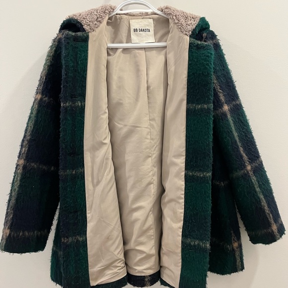 BB Dakota Wool Coat - Picture 4 of 8